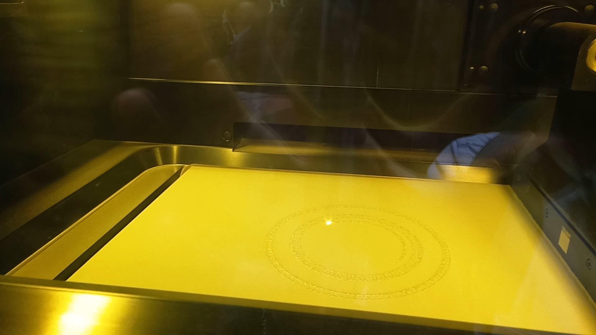 无锡增材制造商：揭秘SLM 3D打印如何打造无支撑的空心密闭结构